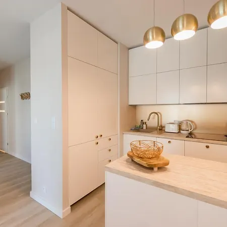 Wola Cosy Beige * Warsaw