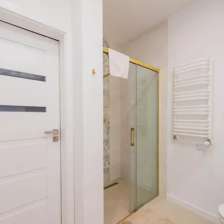 Wola Cosy Beige Apartment Warsaw